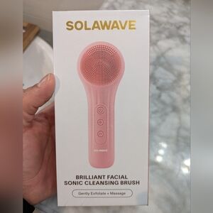BRAND NEW SOLAWAVE BRILLIANT FACIAL SONIC CLEANSING BRUSH